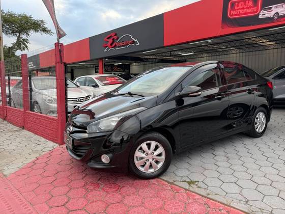 HYUNDAI HB20S 1.6 COMFORT PLUS 16V FLEX 4P MANUAL